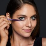Neutrogena Smokey Kohl Eyeliner with Antioxidant Vitamin E, Water-Resi... - Image 5