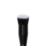 e.l.f. Camo Liquid Blush Brush, Angled Blush Brush Perfect For Making use of ... - Image 3