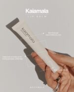 Moisturizing Lip Balm with Shiny End, Enriched with Hyaluronic Aci... - Image 5