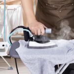 VEVOR Gravity Feed Steam, 1000W Gravity Feed Iron with 3.5 L Giant Cap... - Image 8