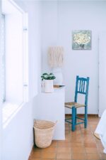 Flowers Toilet Wall Decor Floral Canvas Wall Artwork White Daisy in Vase... - Image 3