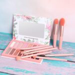 Vegan Natural Eyeshadow Palette - 16 Colours Extremely Pigmented Metallic ... - Image 4