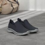 Skechers Males's Go Stroll Arch Match - Togpath Sneaker - Image 3